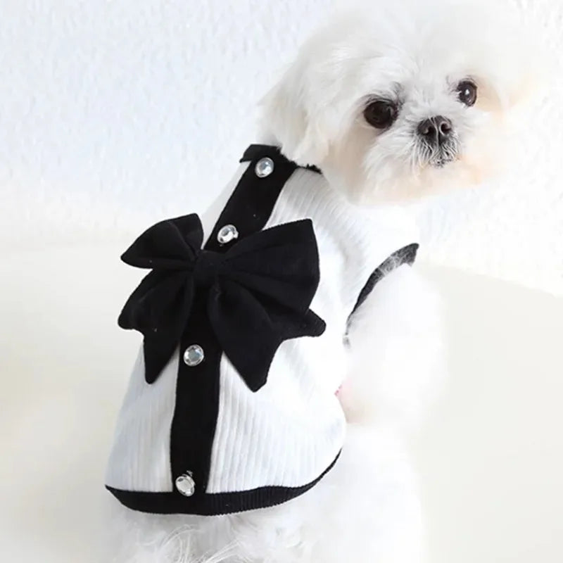 Vestiti Dog Clothes for Small Dogs Summer Dog T-Shirt Pet Dog Skirt Black White Retro Dresses Puppy Costume Chihuahua Clothing