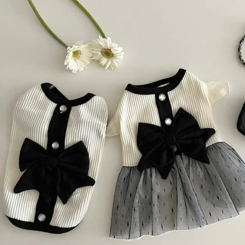 Vestiti Dog Clothes for Small Dogs Summer Dog T-Shirt Pet Dog Skirt Black White Retro Dresses Puppy Costume Chihuahua Clothing