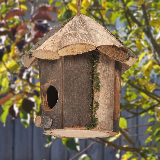 Mini casa per colibrì artigianale.