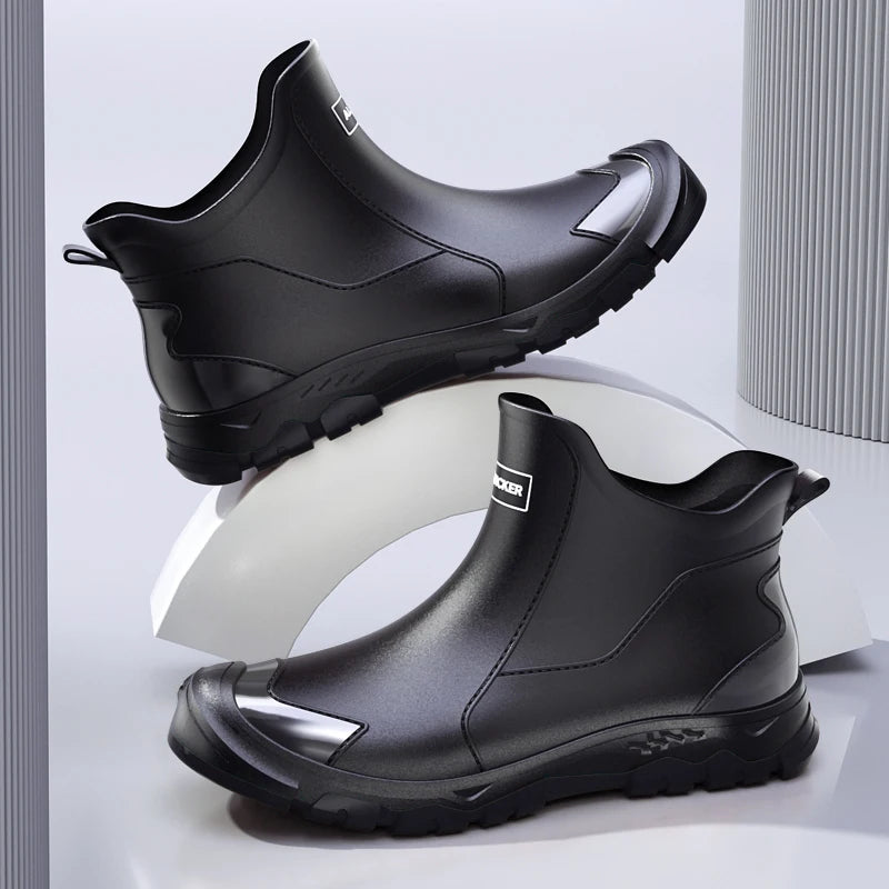 Stivali New Outdoor Non-slip Light Shoes Men Rain Boots Waterproof Rubber Fishing Shoes Durable Waterproof Rubber Fishing Shoes