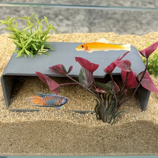 The bunker aquarium cave provides a better breeding and habitat for fish and shrimp who like to hide. Aquarium decoration